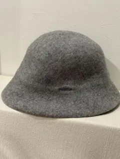 わ*ん様 FURLA 帽子