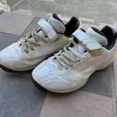 トレーニングシューズ シューズ