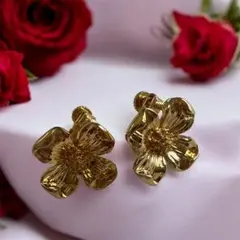 ゴールドメッキ 花形 イヤリング
