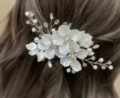 エレガントな花モチーフ ヘアピン