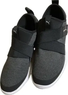 Puma スリッポンシューズ グレー