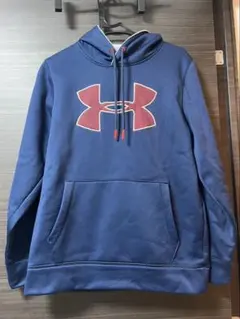 Under Armour ネイビー パーカー SMサイズ