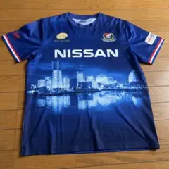 横浜Fマリノス　みなとみらい ユニフォーム　フリーサイズ