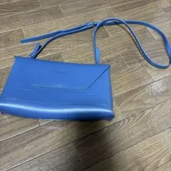 YAHKI ヤーキ レザー　ブルー　肩掛け　ショルダーバッグ　封筒型　美品