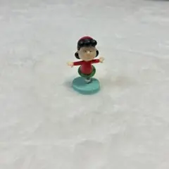 ルーシー フィギュア スタンド付き　ガチャガチャ