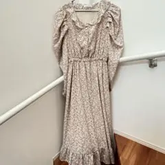 OLIVEdes OLIVEオリーブオリーブ花柄ワンピースピンク白春服長袖