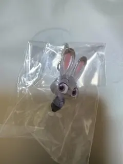 袋未開封★ズートピア2 めじるしアクセサリー ジュディ ホップスA ディズニー