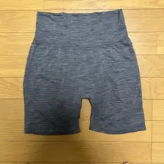YARN メリノウールハーフパンツサイズ3