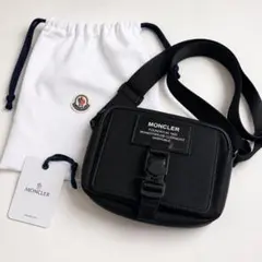 【新品未使用】MONCLER モンクレール ショルダーバッグ ブラックのサムネイル
