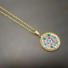 【新春SALE】カラフル花模様のゴールドネックレス