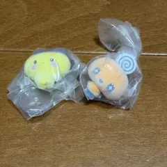 たまごっち　カプセルフロッキーズ　めめっち　まめっち　ガチャガチャ