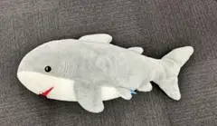 サメ型ぬいぐるみ