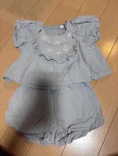 ブルー　フリル付きベビー服セットアップ　80