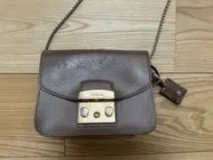FURLA メトロポリス グレージュ