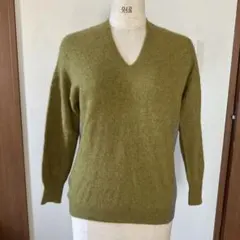ガリャルダガランテ　オリーブグリーン Vネック ニット