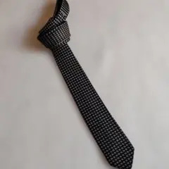 黒と白の幾何学模様 ネクタイ 約120cm