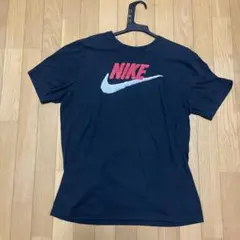 the nike tee l