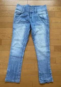 Item thumbnail for item f40d0a96-83a2-4d42-ae95-1506a6129cee