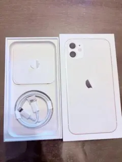 Apple iPhone 11 ホワイト 箱のみ イヤホン（中古）付き - メルカリ