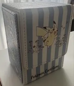 ポケモンカード フリップデッキケース ピカチュウ　ポケモンセンター限定