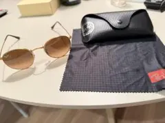 極美品　　RayBan レイバン サングラス RB3447