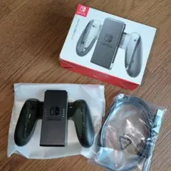 【極美品・純正品】 Switch （ジョイコン）Joy-Con充電グリップ