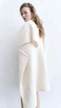 美品　ZARA ニットケープコート ZARA】ニットケープコートを羽織って銀座の隠れ家スペインバルへ