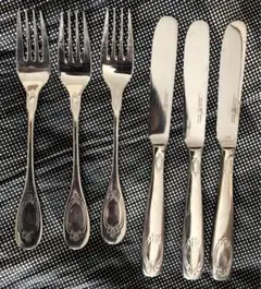 Item thumbnail for item ea377227-42cb-4163-b0fd-c2b451438b7c