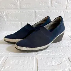 Item thumbnail for item 41d6469d-5803-48f2-8194-17810833751e