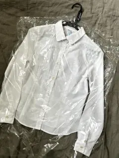 バーバリー　ホワイト 長袖シャツブラウス　受験　制服　記念日150