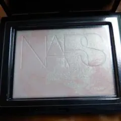 NARS ライトリフレクティング　プリズマティックパウダー　SOLSTICEのサムネイル