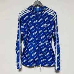 美品 アディダスadidas ナイロンジャケット 総柄 ブルー Lサイズ