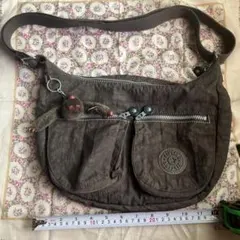 Kipling ショルダーバッグ　茶色のサムネイル