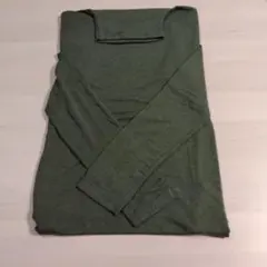 ユニクロ　ヒートテック　カシミアブレンド　タートルネック