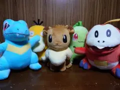 ポケモン 特大ぬいぐるみのイーブイ＋コダック＋チコリータ＋ホゲータ＋ワニノコ