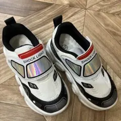 パトカースニーカー