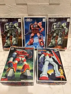 ガンプラ 5個セット ザクII シャア専用ザク ゾゴック　ジム