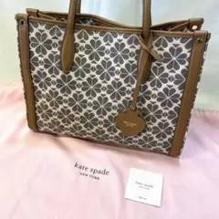 kate spade フラワーパターン トートバッグ