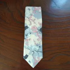 猫と桜柄のメンズネクタイ　ハンドメイド