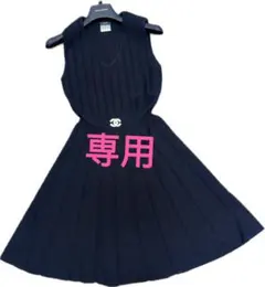 専用 CHANEL UNIFORM ノースリーブ ニットワンピース ブラックMのサムネイル