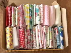 ニットや綿生地　小さなセットはぎれ　YUWAコレクション含む