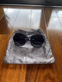 み*ん様 Dior サングラス キャッツアイ Dior homme ダークウェアのサムネイル