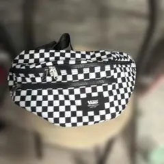 【新品未使用】VANS ブロックチェック　市松模様　ボディバッグのサムネイル