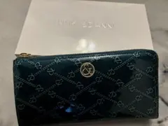 PINKY&DIANNE ダークグリーン 長財布