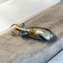 シャークマウスフェイス ミリタリー ロケット風 キーホルダー キー