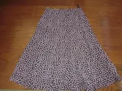 Jujin　Plaxa　十仁　フレアスカート 黒地にピンク花柄