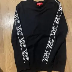 GUESS ブラック ニットセーター M