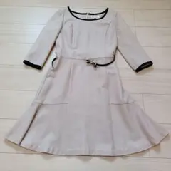 Début de Fiore ベージュ 七分袖 ワンピース　リボンベルト付