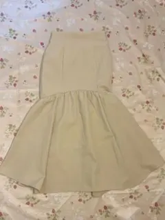 さ*す様 【美品】マーメイドタイトスカート　ホワイト