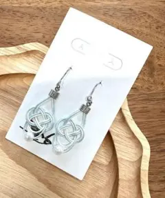 水引　あわじ結び　ブルーホワイト　ピアス